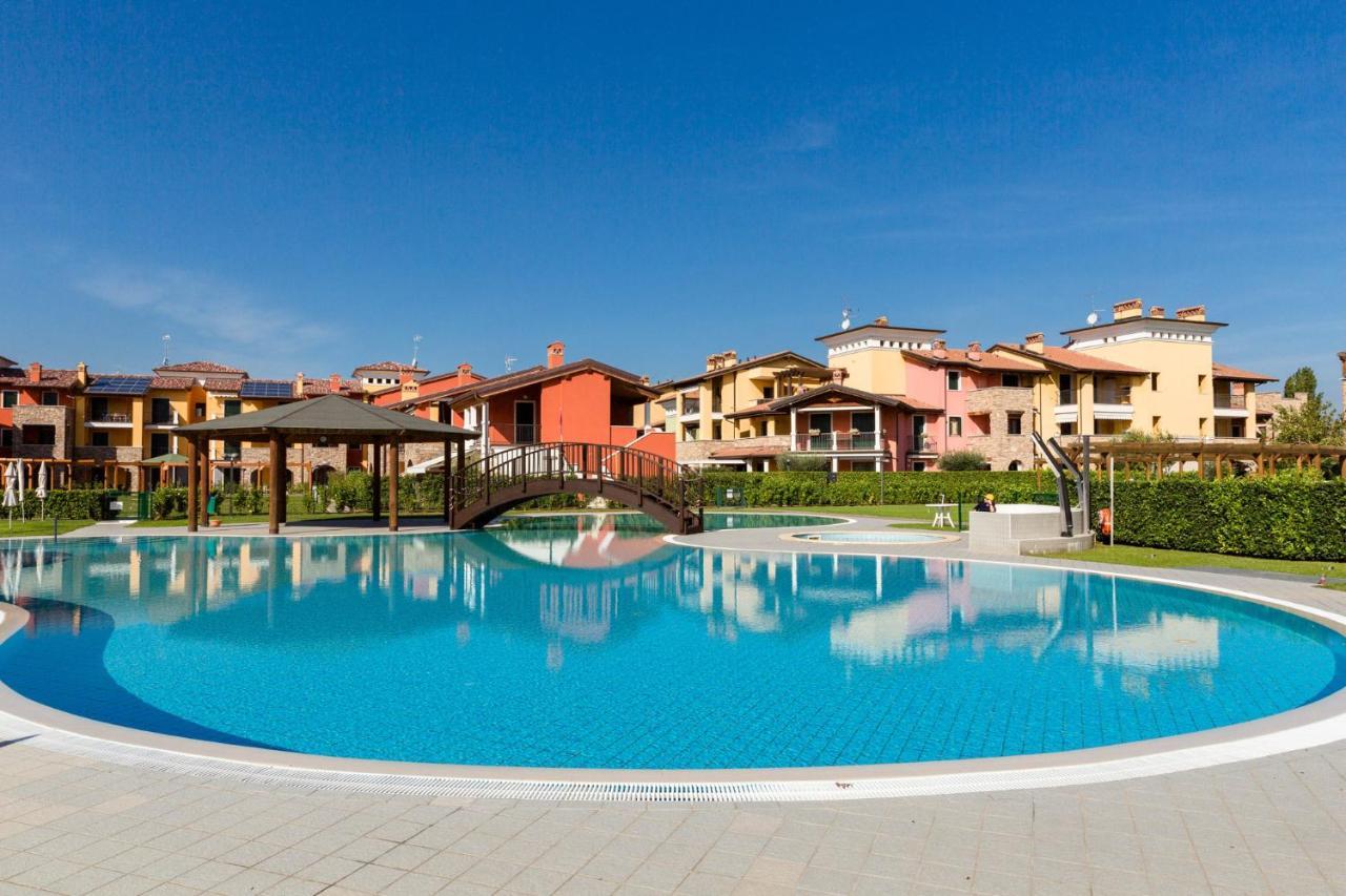 Appartamento Corina Sirmione Exteriör bild