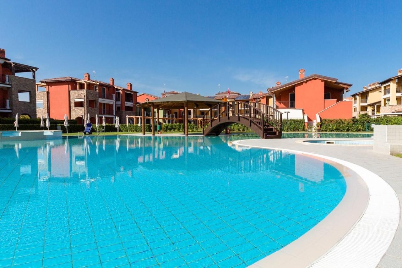 Appartamento Corina Sirmione Exteriör bild