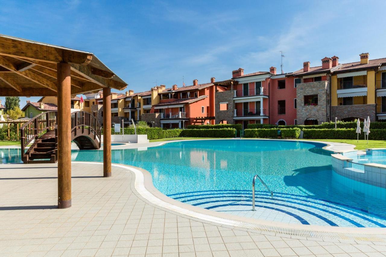 Appartamento Corina Sirmione Exteriör bild