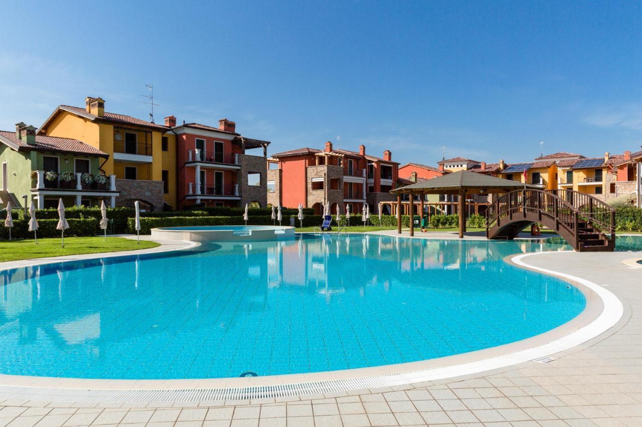 Appartamento Corina Sirmione Exteriör bild