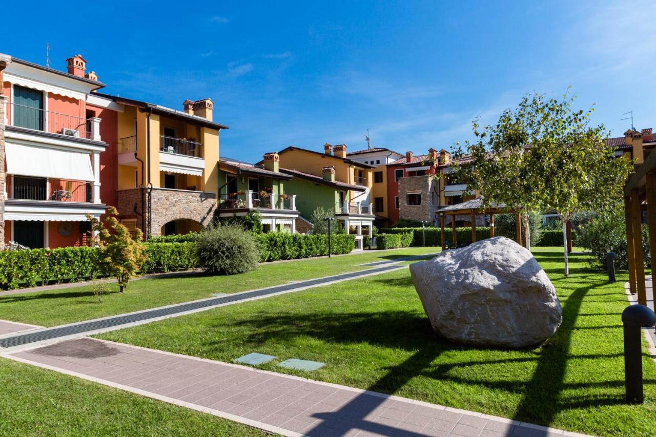 Appartamento Corina Sirmione Exteriör bild