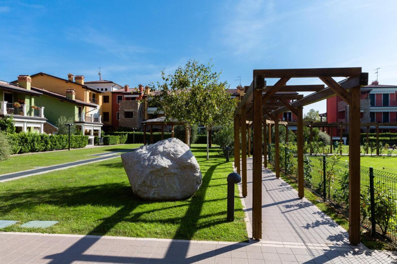Appartamento Corina Sirmione Exteriör bild