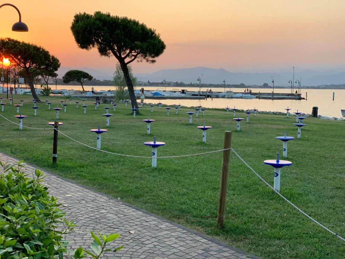 Appartamento Corina Sirmione Exteriör bild