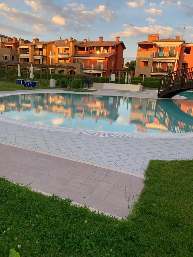 Appartamento Corina Sirmione Exteriör bild
